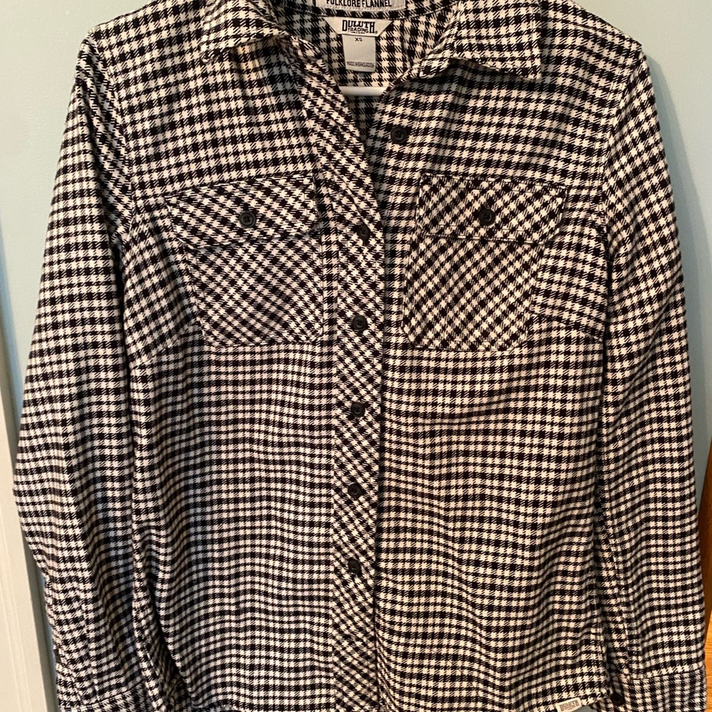 Duluth Trading Co Black and White Flannel Shirt
